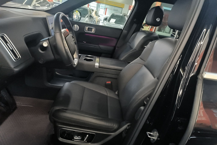 理想汽车 理想L8 2024款 Pro中控内饰19