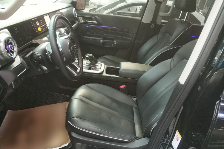 坦克300 2024款 2.0T 征服者局部细节19