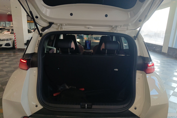 比亚迪 海鸥 2023款 活力版机舱底盘23