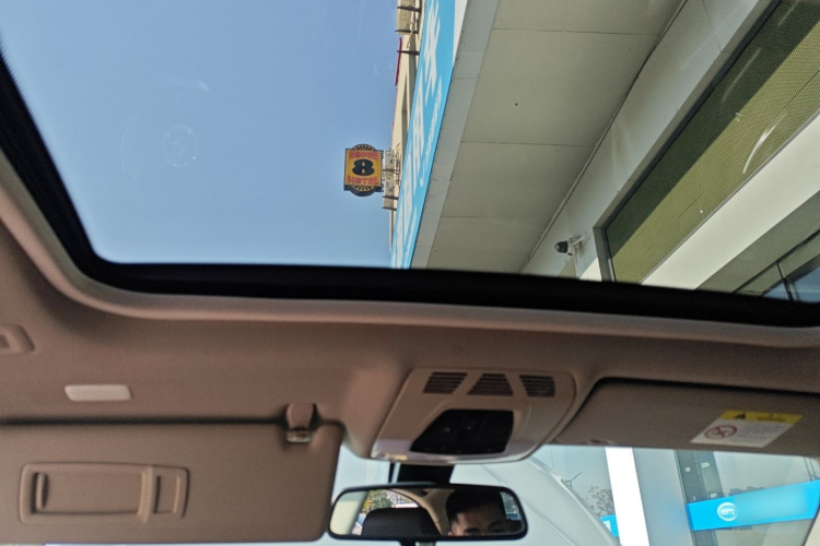 宝马3系 2019款 320Li 时尚型中控内饰22