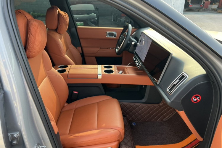 理想汽车 理想L8 2023款 Pro局部细节41