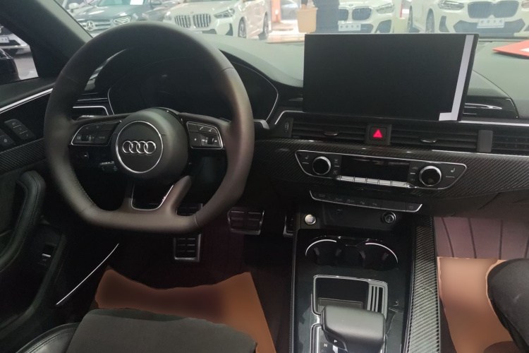 奥迪A4L 2023款 45 TFSI quattro 臻选动感型中控内饰12
