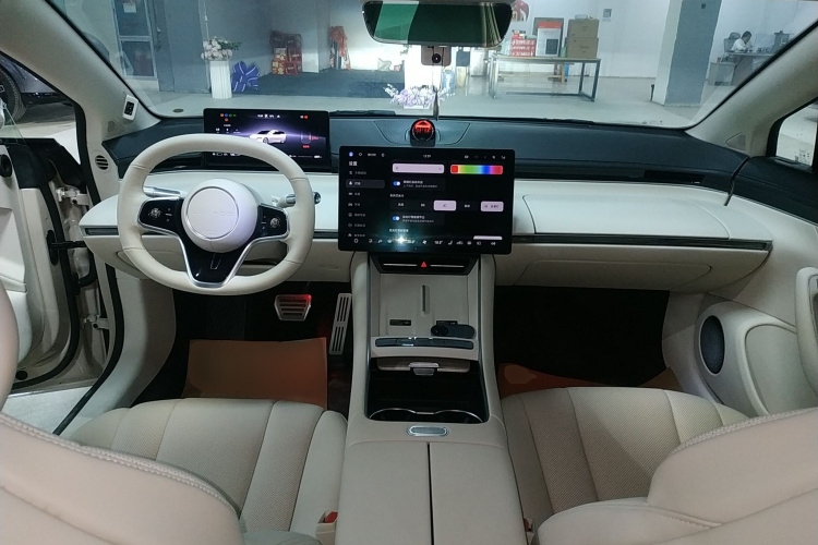 鸿蒙智行 智界S7 2025款 705km Pro中控内饰7002