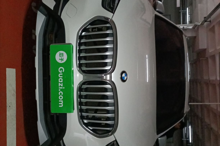 宝马X1 2022款 sDrive20Li 时尚型车身外观2