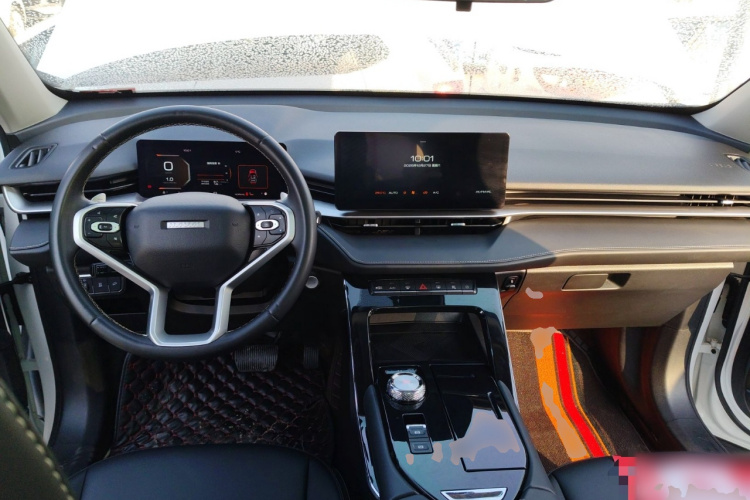 哈弗H6 2021款 第三代 1.5T 自动两驱Pro中控内饰12