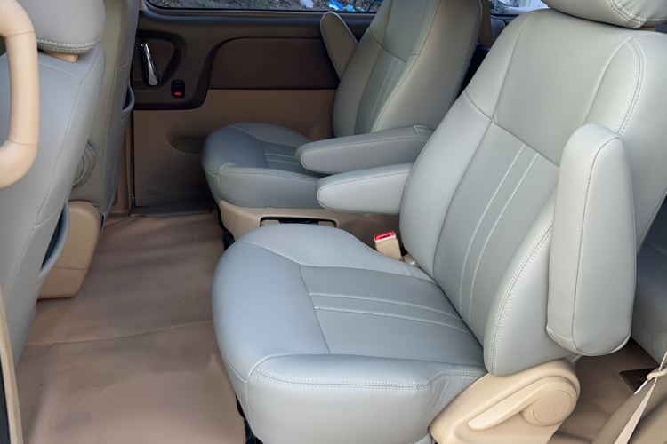 别克GL8 2014款 2.4L 经典版中控内饰7002