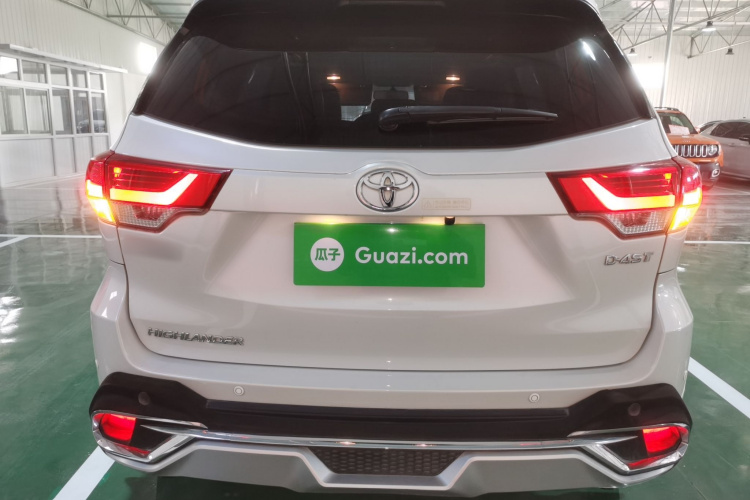 丰田 汉兰达 2021款 2.0T 两驱精英版 7座车身外观6