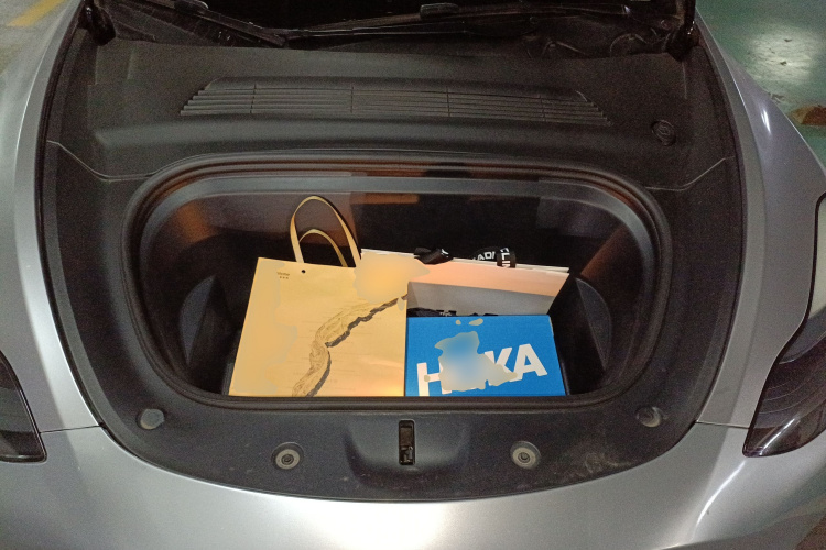 特斯拉 Model Y 2022款 改款 后轮驱动版局部细节24