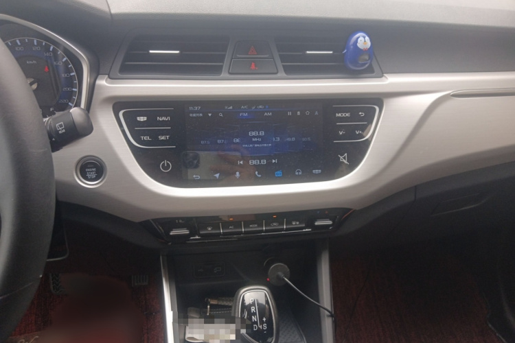 吉利汽车 远景X3 2019款 升级版 1.5L CVT尊贵型局部细节16