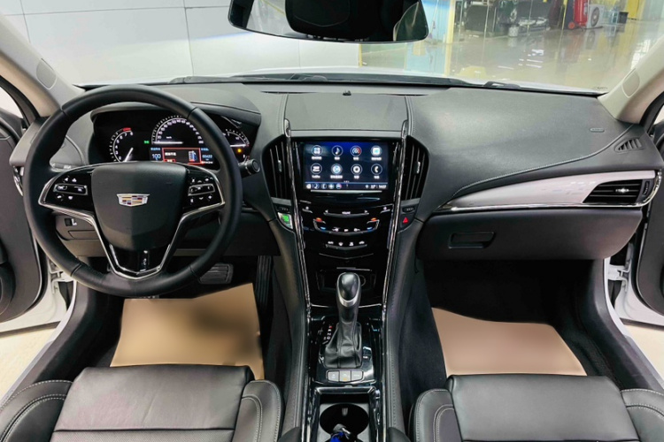 凯迪拉克ATS-L 2017款 28T 时尚型中控内饰7005