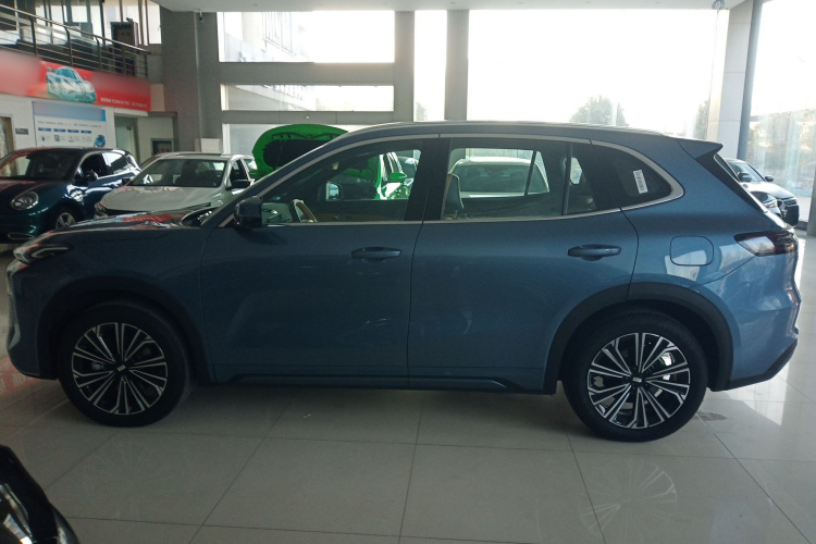 吉利银河 银河星舰7 EM-i 2025款 120km 领航版车身外观6003