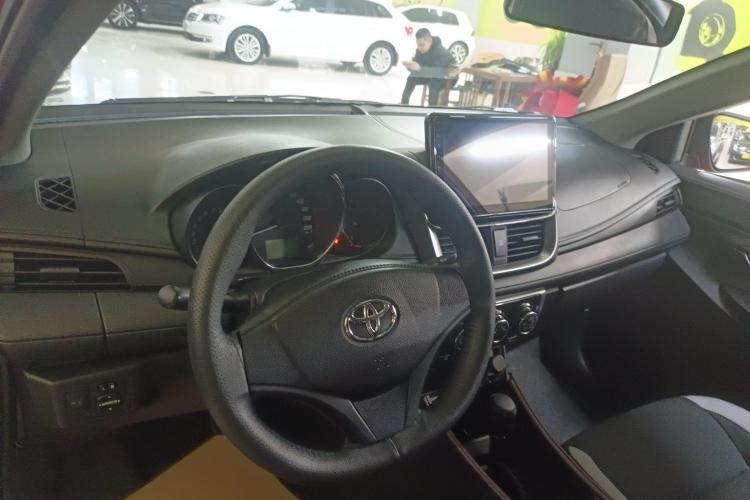 丰田 YARiS L 致炫 2020款 致炫X 1.5L CVT领先版中控内饰7003