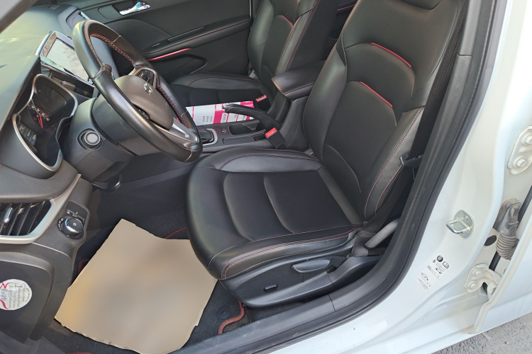 雪佛兰 科鲁泽 2019款 RS 330T 自动痛快版 国VI中控内饰19