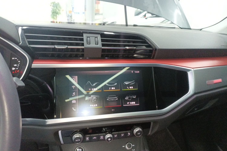奥迪Q3 2021款 40 TFSI 时尚动感型局部细节16