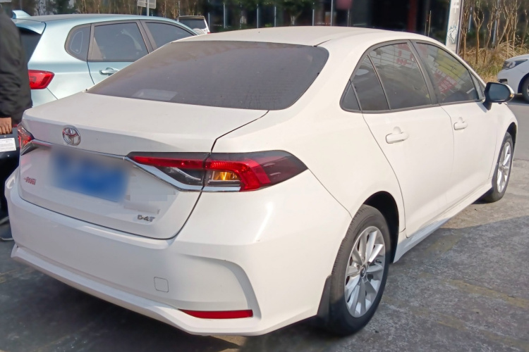 丰田 卡罗拉 2021款 1.2T S-CVT精英PLUS版车身外观6005