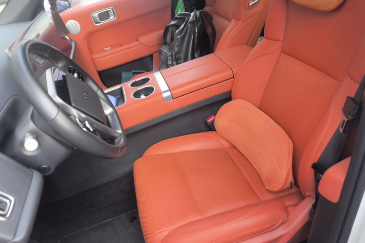 理想汽车 理想L7 2023款 Pro中控内饰19