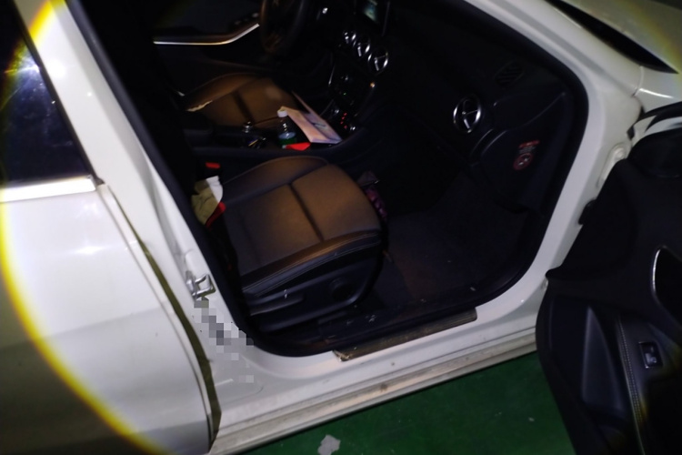 奔驰A级(进口) 2016款 A 180局部细节9005