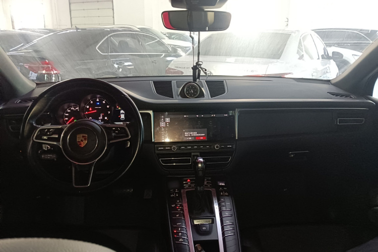 保时捷 2020款 Macan 2.0T中控内饰12