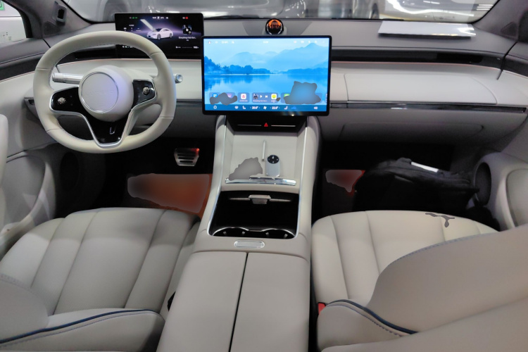 鸿蒙智行 智界S7 2025款 855km Max中控内饰7002