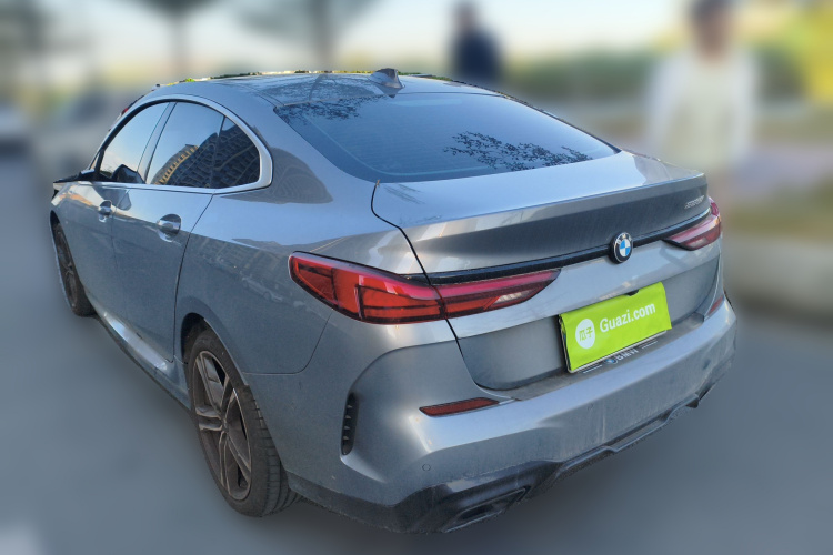 宝马2系(进口) 2023款 225i 四门轿跑车 M运动套装车身外观5