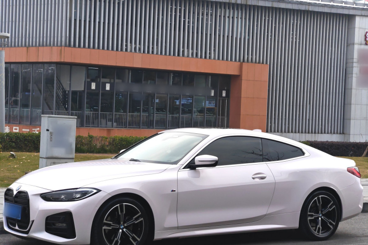 宝马4系 2022款 425i M运动套装车身外观6007