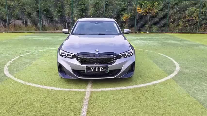 宝马i3 2024款 eDrive 35 L实拍1