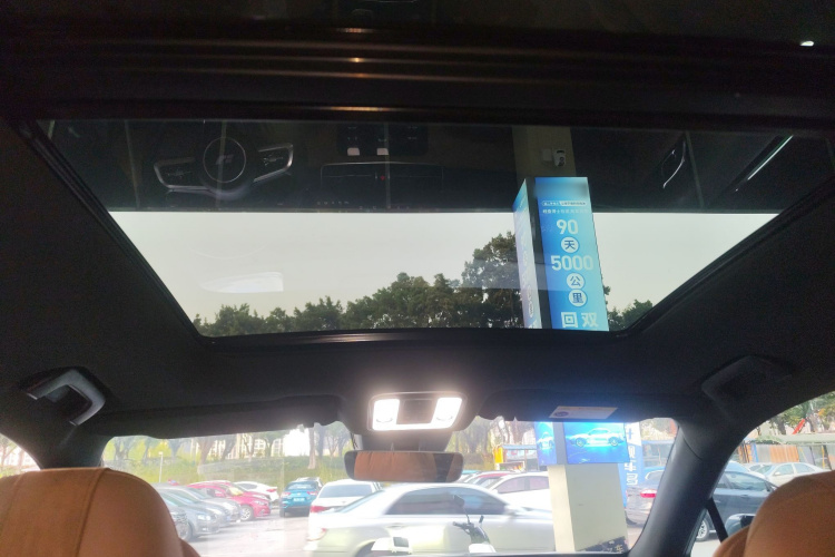 理想汽车 理想ONE 2021款 增程6座版局部细节22