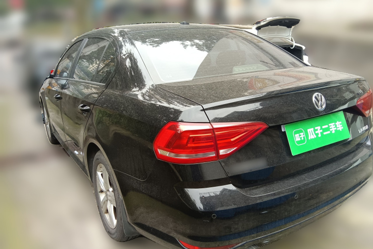 大众 朗逸 2017款 1.6L 手动风尚版车身外观5