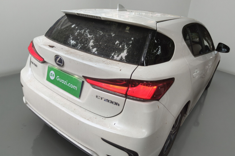 雷克萨斯CT 2017款 CT200h 精英版 单色 国VI车身外观7