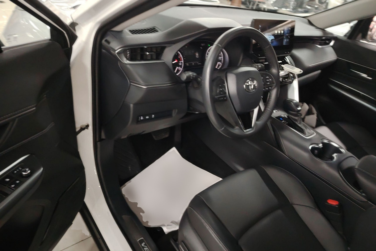 丰田 威飒 2023款 2.0L CVT两驱豪华版中控内饰20