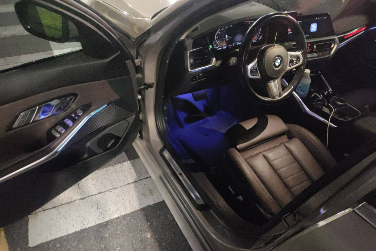 宝马3系 2021款 320Li M运动套装中控内饰7003