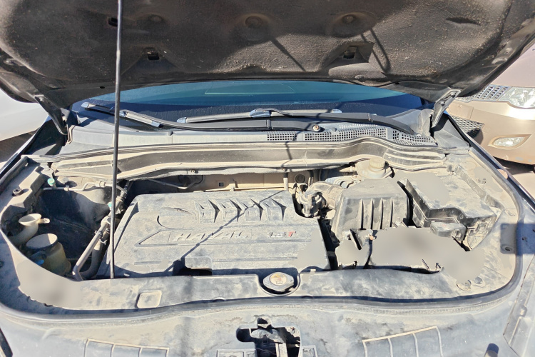 哈弗H6 2014款 运动版 1.5T 手动两驱精英型机舱底盘24