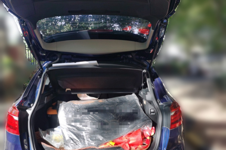 宝马2系旅行车 2016款 218i 运动设计套装局部细节23