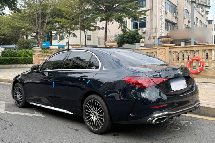 奔驰C级 2025款 C 260 L 运动版车身外观6004