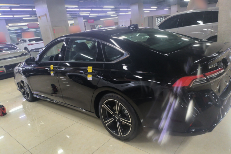 本田 英仕派 2025款 260TURBO 精逸版车身外观6003