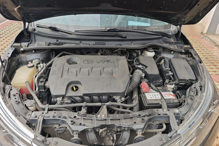 丰田 卡罗拉 2017款 改款 1.6L S-CVT GL机舱底盘24