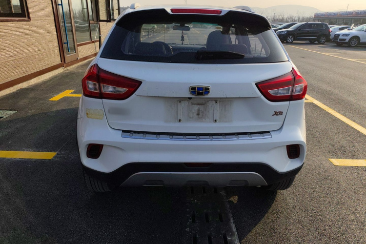 吉利汽车 远景X3 2017款 1.5L 手动尊贵型车身外观6004