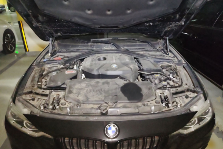 宝马3系 2019款 320Li M运动套装局部细节24