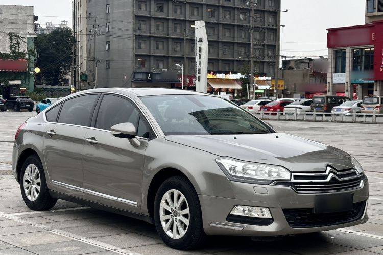 雪铁龙C5 2014款 2.0L 自动尊享型车身外观6002