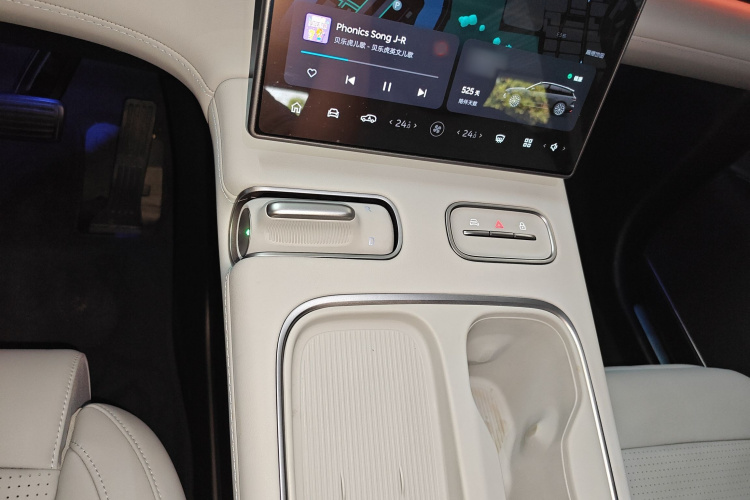 蔚来ES6 2024款 75kWh局部细节18