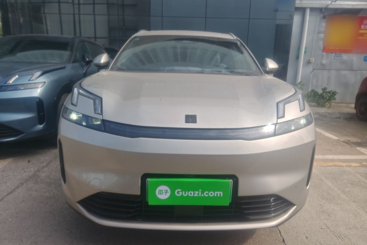 领克08 EM-P 2023款 120km 长续航Halo车身外观6001