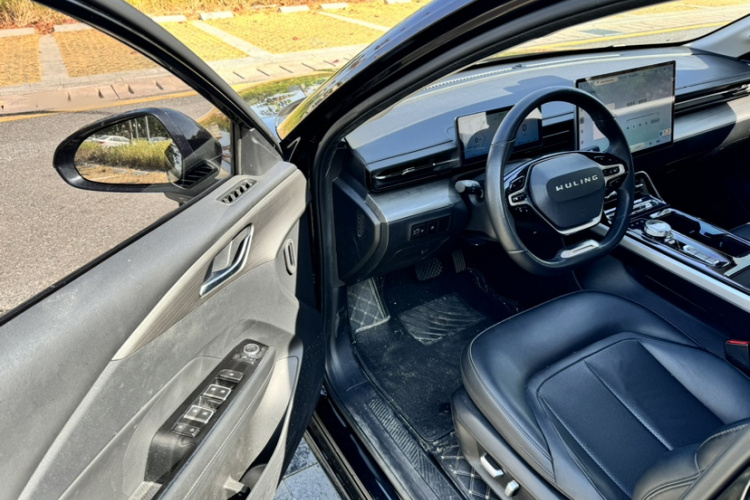 五菱汽车 五菱星光 2023款 150 进阶版中控内饰7003