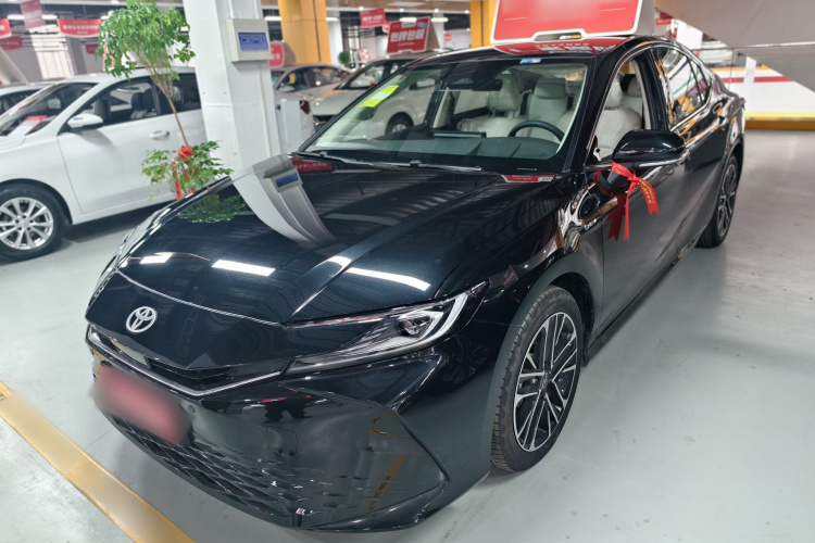 丰田 凯美瑞 2024款 双擎 2.5HG 尊贵版车身外观6005