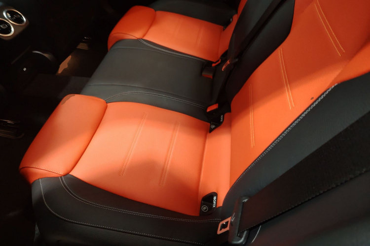 奔驰A级AMG 2024款 改款 AMG A 35 L 4MATIC中控内饰7004