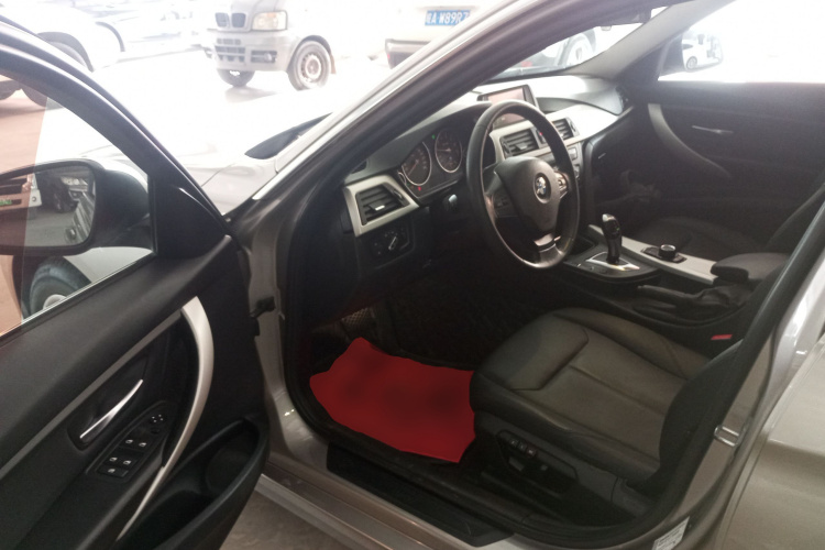 宝马3系 2015款 316Li 时尚型中控内饰7003