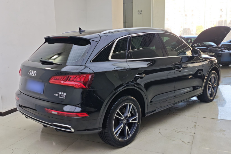 奥迪Q5L 2020款 改款 40 TFSI 荣享时尚型车身外观6005