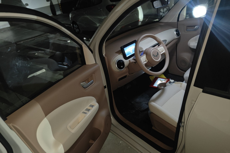 五菱汽车 宏光MINIEV 2025款 四门版 进阶款中控内饰20