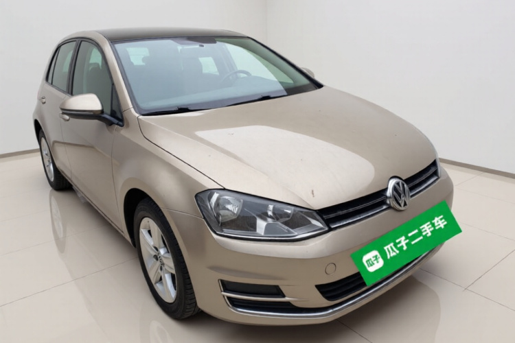 大众 高尔夫 2015款 1.6L 自动舒适型车身外观3