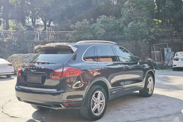 保时捷 2014款 Cayenne Platinum Edition 3.0T车身外观6005