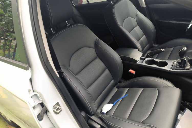 吉利汽车 帝豪 2021款 UP 1.5L 手动豪华型中控内饰41